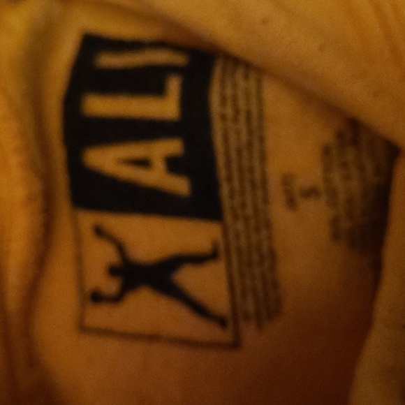 Muhammad Ali Yelli Hoodie Small - Picture 5 of 5